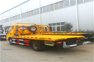 金川附近拖车救援搭电